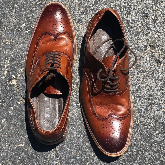 stacy adams wingtip cognac
